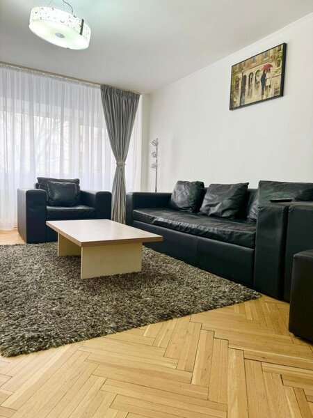 Calea Calarasi Apartament 3 camere decomandat Universitatea Hyperion!